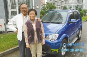 六旬夫妻自驾游 行程近万公里穿越数省
